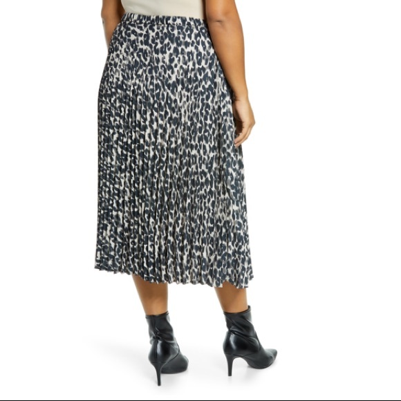 Halogen Pleated Midi Skirt - Picture 1 of 3